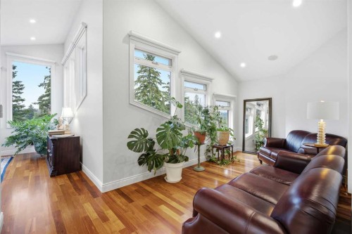 109 Shawnee Place Sw, Calgary, AB - Indoor Photo Showing Living Room