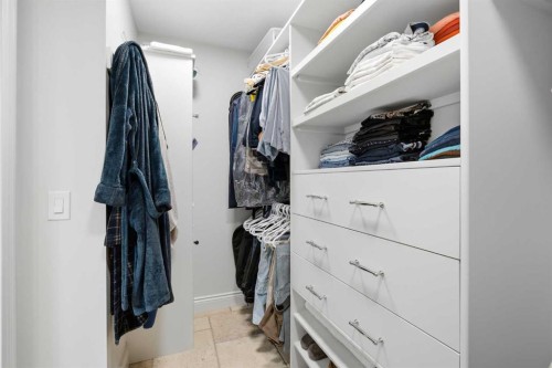 109 Shawnee Place Sw, Calgary, AB - Indoor With Storage