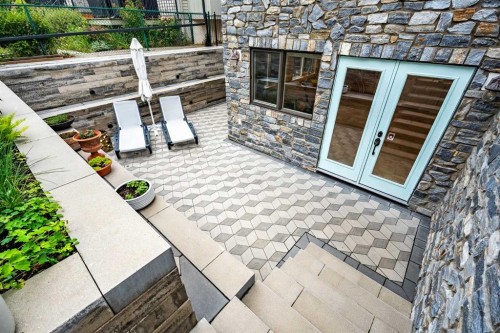 109 Shawnee Place Sw, Calgary, AB - Outdoor