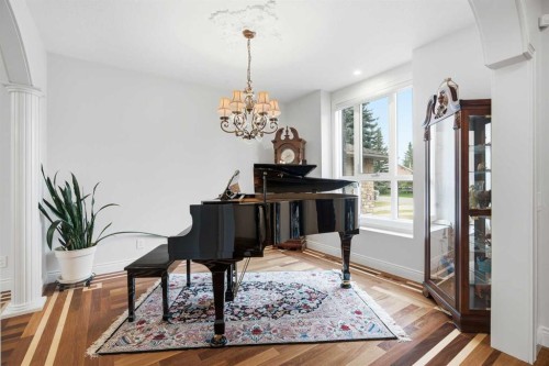 109 Shawnee Place Sw, Calgary, AB - Indoor Photo Showing Other Room