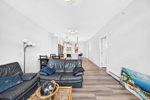 409-30 Walgrove Se, Calgary, AB - Indoor Photo Showing Living Room