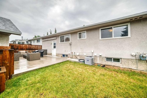 119 Maitland Rise Ne, Calgary, AB - Outdoor With Exterior