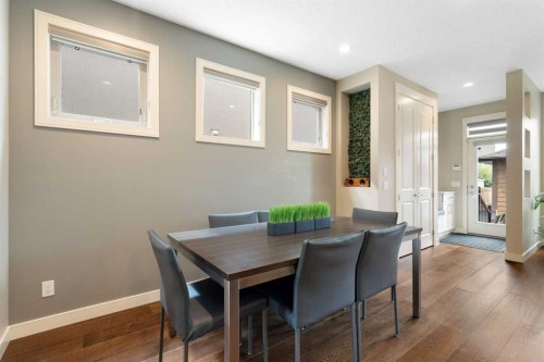 3213 Kinsale Road Sw, Calgary, AB - Indoor Photo Showing Dining Room