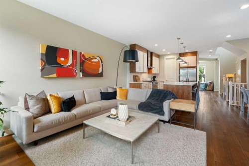 3213 Kinsale Road Sw, Calgary, AB - Indoor Photo Showing Living Room