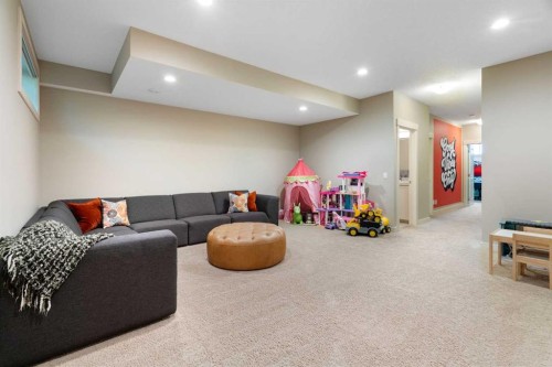 3213 Kinsale Road Sw, Calgary, AB - Indoor Photo Showing Basement