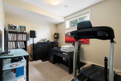 3213 Kinsale Road Sw, Calgary, AB - Indoor