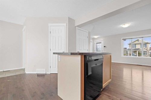104 Copperstone Terrace Se, Calgary, AB - Indoor
