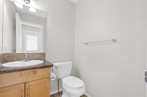104 Copperstone Terrace Se, Calgary, AB - Indoor Photo Showing Bathroom