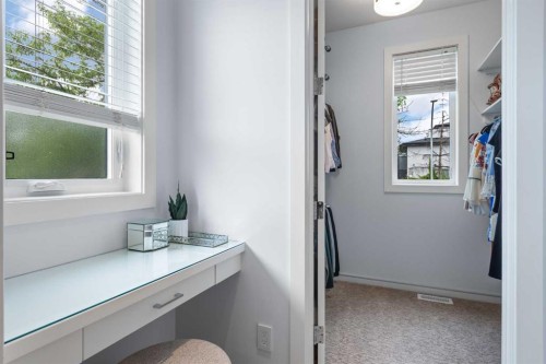2002 35 Street Sw, Calgary, AB - Indoor Photo Showing Other Room