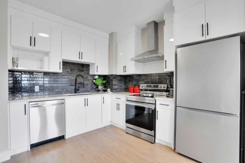 227 Citadel Lane Nw, Calgary, AB - Indoor Photo Showing Kitchen