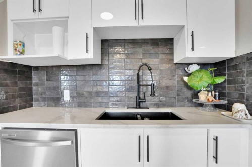 227 Citadel Lane Nw, Calgary, AB - Indoor Photo Showing Kitchen With Upgraded Kitchen