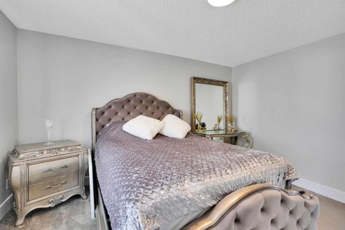 227 Citadel Lane Nw, Calgary, AB - Indoor Photo Showing Bedroom