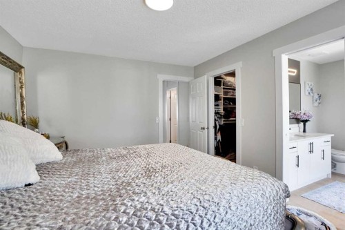 227 Citadel Lane Nw, Calgary, AB - Indoor Photo Showing Bedroom