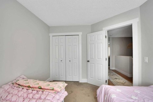 227 Citadel Lane Nw, Calgary, AB - Indoor Photo Showing Bedroom