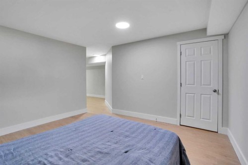 227 Citadel Lane Nw, Calgary, AB - Indoor Photo Showing Bedroom