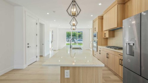 8924 34 Avenue, Calgary, AB - Indoor