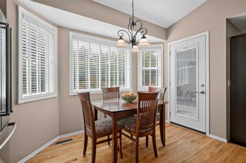 264 Riverview Close Se, Calgary, AB - Indoor Photo Showing Dining Room