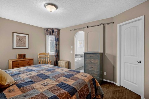 264 Riverview Close Se, Calgary, AB - Indoor Photo Showing Bedroom