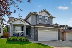 264 Riverview Close SE Calgary, AB T2C 4G8