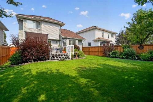 264 Riverview Close Se, Calgary, AB - Outdoor