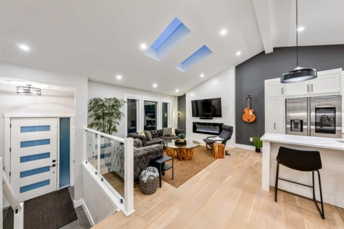 100 Lake Crimson Close Se, Calgary, AB - Indoor Photo Showing Other Room