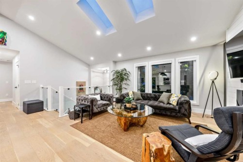 100 Lake Crimson Close Se, Calgary, AB - Indoor Photo Showing Other Room