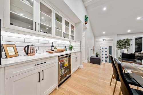 100 Lake Crimson Close Se, Calgary, AB - Indoor