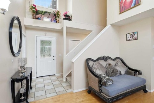 52 Douglas Glen Crescent Se, Calgary, AB - Indoor Photo Showing Other Room