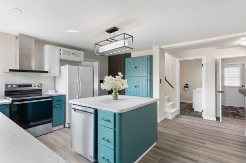222 45 Avenue West, Claresholm, AB - Indoor Photo Showing Kitchen With Stainless Steel Kitchen
