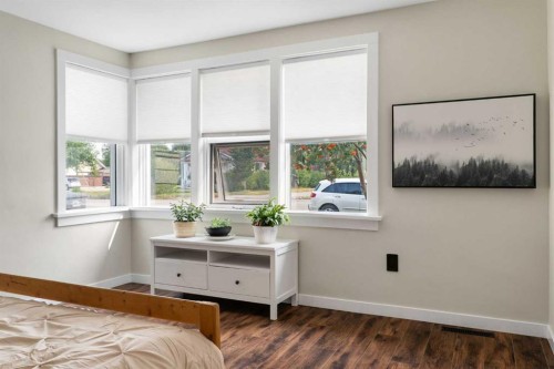 222 45 Avenue West, Claresholm, AB - Indoor Photo Showing Bedroom