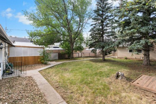 222 45 Avenue West, Claresholm, AB - Outdoor