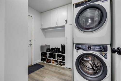 11 Citadel Meadow Grove Nw, Calgary, AB - Indoor Photo Showing Laundry Room