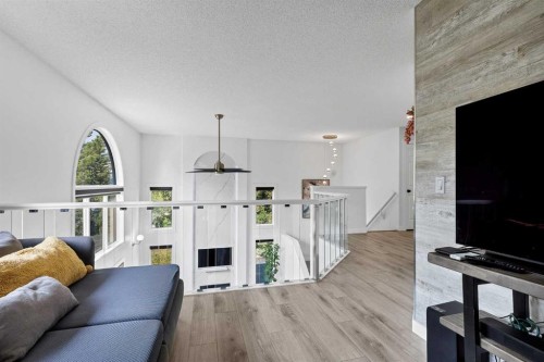 11 Citadel Meadow Grove Nw, Calgary, AB - Indoor Photo Showing Other Room
