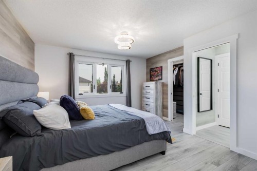 11 Citadel Meadow Grove Nw, Calgary, AB - Indoor Photo Showing Bedroom
