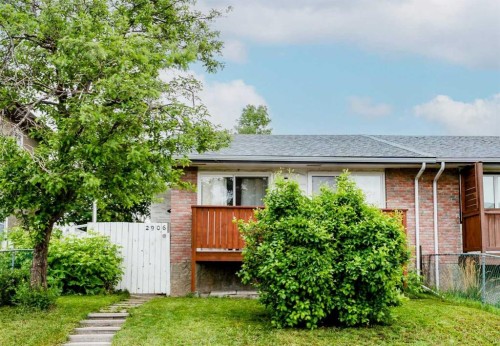 2906 Doverville Crescent Se, Calgary, AB - Outdoor