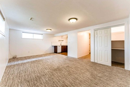 2906 Doverville Crescent Se, Calgary, AB - Indoor