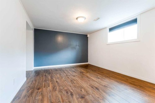 2906 Doverville Crescent Se, Calgary, AB - Indoor Photo Showing Other Room