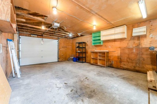 2906 Doverville Crescent Se, Calgary, AB - Indoor Photo Showing Garage