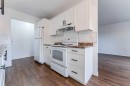 2906 Doverville Crescent Se, Calgary, AB  - Indoor Photo Showing Kitchen 