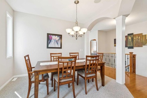 7 Wentworth Landing Sw, Calgary, AB - Indoor Photo Showing Dining Room