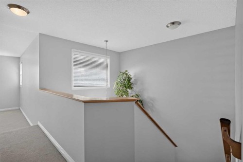 646 Chaparral Drive Se, Calgary, AB - Indoor Photo Showing Bathroom