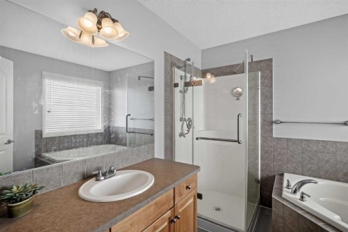646 Chaparral Drive Se, Calgary, AB - Indoor Photo Showing Bedroom