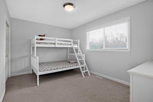 646 Chaparral Drive Se, Calgary, AB - Indoor Photo Showing Bedroom