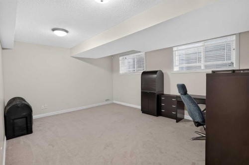 646 Chaparral Drive Se, Calgary, AB - Indoor Photo Showing Bedroom