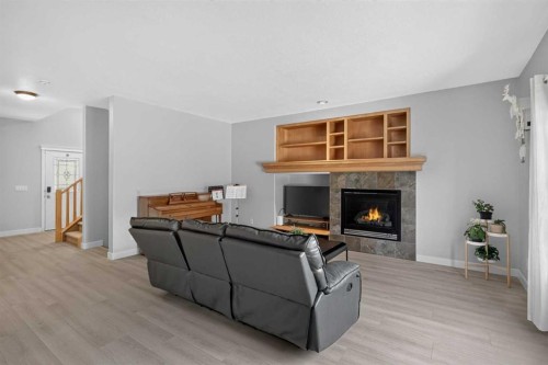 646 Chaparral Drive Se, Calgary, AB - Indoor Photo Showing Other Room