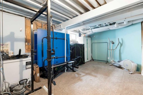 25 Hillview Road, Strathmore, AB - Indoor