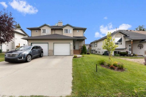 25 Hillview Road, Strathmore, AB - Outdoor With Facade