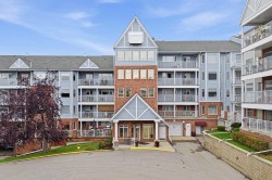 3102-3102 Hawksbrow Point NW Calgary, AB T3G 4C9