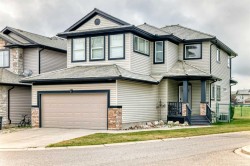 316-1 Glensummit Close SECochrane, AB T4C 2J9