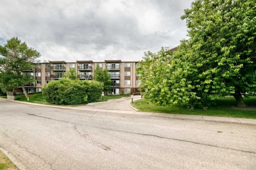503-8948 Elbow Drive Sw, Calgary, AB - Outdoor